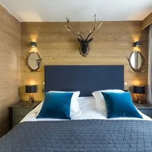 https://phoenix-101.hotels-rhonealpes.com